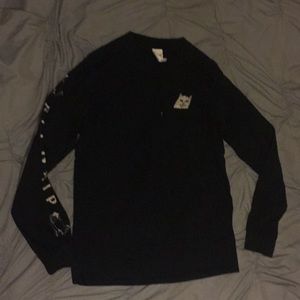 Long sleeve tee